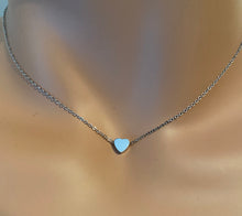 Load image into Gallery viewer, Heart Charm Choker
